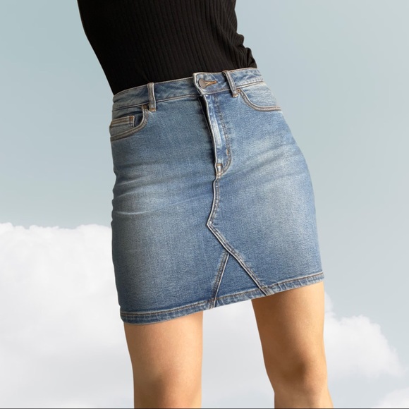 SABA denim skirt, very high quality soft denim. Size 10 - Picture 6 of 11